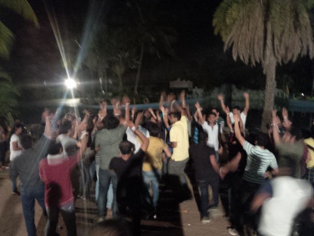 Time for cutting loose.  Dance party, India style.  