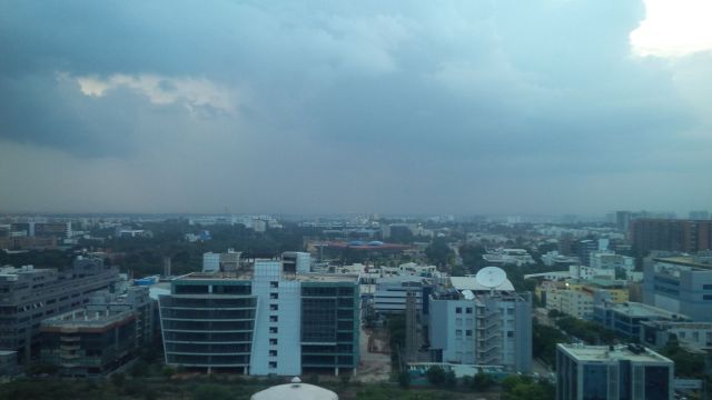 The sun fades on my second trip to Bangalore.