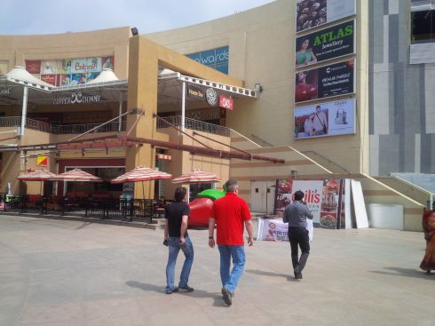 Back to Phoenix Marketplace for lunch at the Copper Chimney.