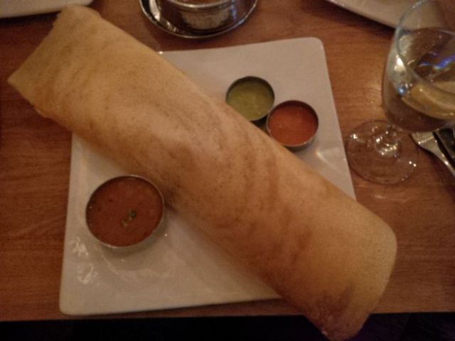 Lets see, should I get a dosa? (Ammam!)