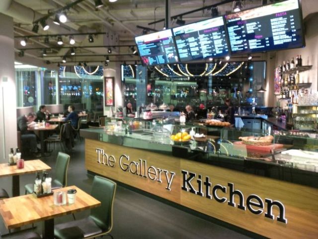 ...at the Gallery Kitchen next to hotel.