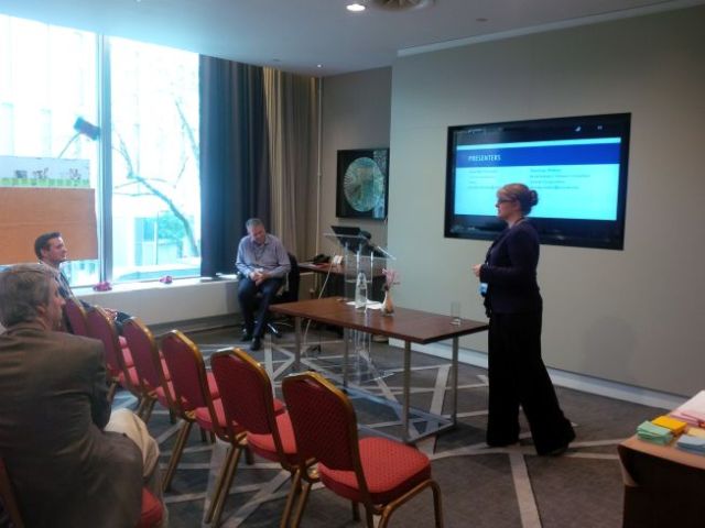 Jen from UK team presents on CX.