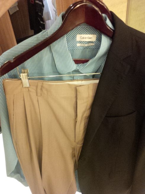 Back to the hotel for a quick change into the evening's attire for Susan's wedding.