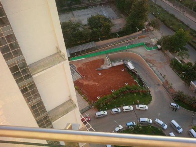 One of my first trips has this same pic but it's full of construction materials.  I've watched the second tower of this hotel progress with each visit.