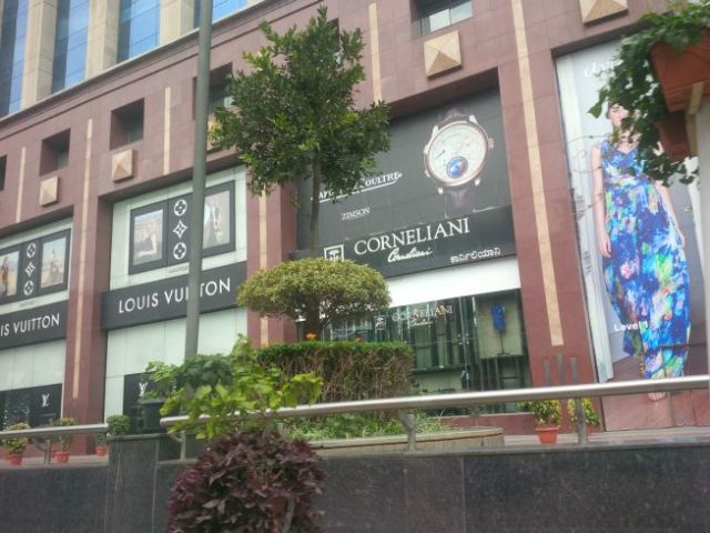 Getting into the higher-price area of the city.